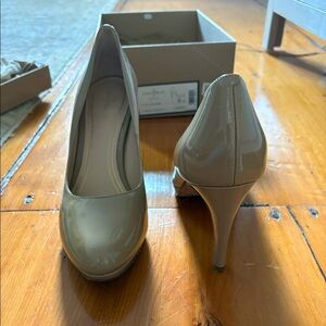 Cole Haan Chelsea pump size 9